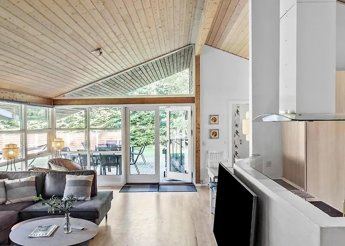 Сasa de vacaciones In Vaeggerlose With Sauna *