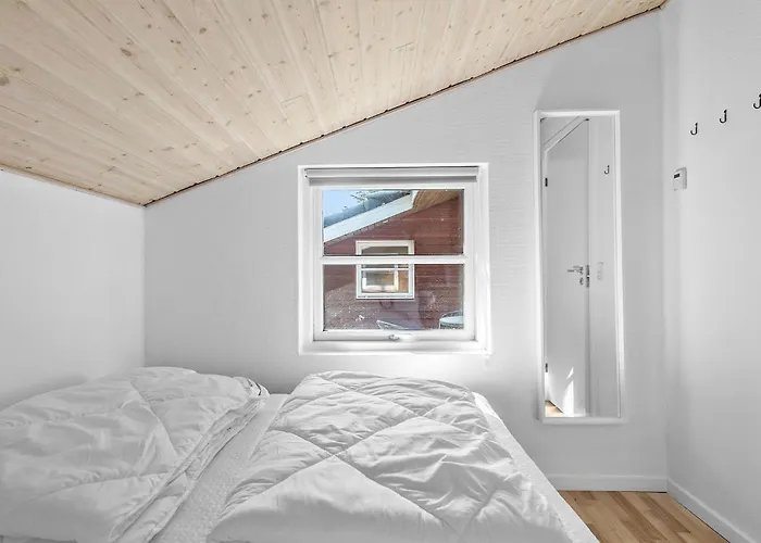 Сasa de vacaciones In Vaeggerlose With Sauna *